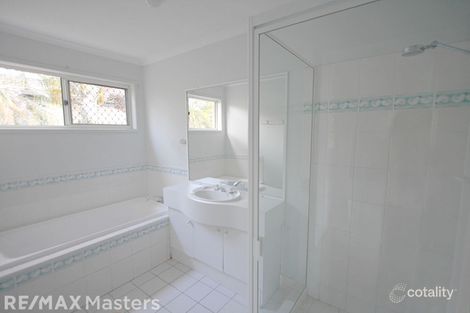 Property photo of 10 Mulde Place Meadowbrook QLD 4131
