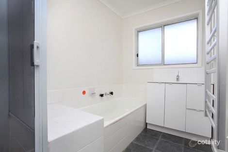 Property photo of 1 Snow Court Darley VIC 3340