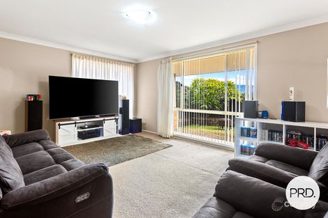 Property photo of 17 Hallam Close Kanahooka NSW 2530