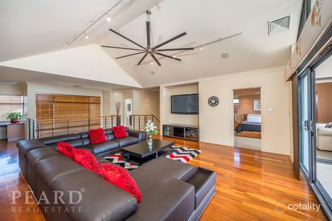 Property photo of 22 Hampshire Drive Jindalee WA 6036