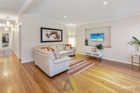 Property photo of 11 Bursaria Crescent Frankston North VIC 3200