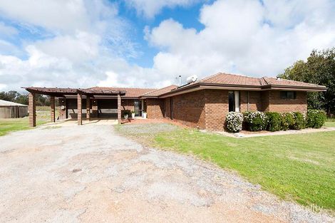 194 Banksia Rd, Oldbury, WA 6121