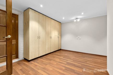 Property photo of 19 Serendip Court Narre Warren VIC 3805