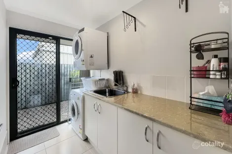 Property photo of 2/38 Bayswater Drive Urraween QLD 4655