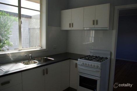Property photo of 2/4 Westgate Avenue Albion VIC 3020