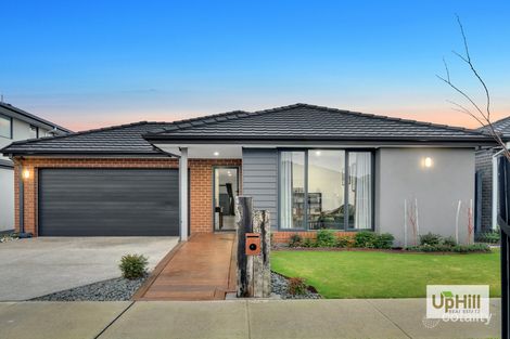 Property photo of 6 Parlia Street Clyde North VIC 3978