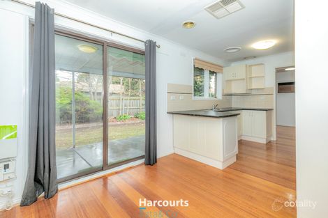 Property photo of 18 Blamey Avenue Mill Park VIC 3082