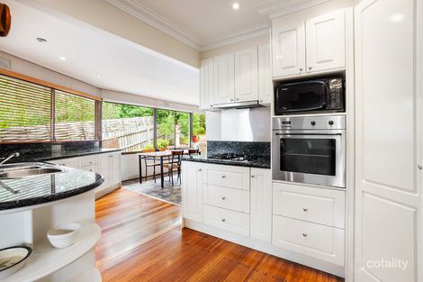 Property photo of 16 Kirwana Grove Montmorency VIC 3094