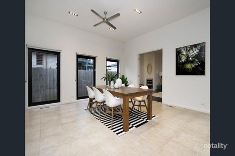 Property photo of 70 Leeds Road Mount Waverley VIC 3149