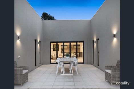 Property photo of 70 Leeds Road Mount Waverley VIC 3149