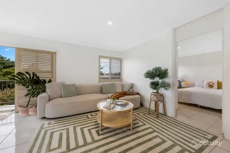 Property photo of 8/17 Pacific Terrace Alexandra Headland QLD 4572