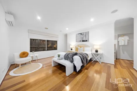 Property photo of 4 Tiarella Street Point Cook VIC 3030