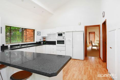 Property photo of 15 Glenfern Place Gymea Bay NSW 2227