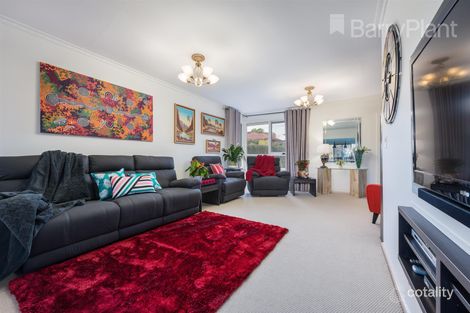 Property photo of 8 Bruce Court Springvale South VIC 3172