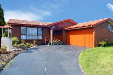 102 Cootamundra Dr, Wheelers Hill, VIC 3150