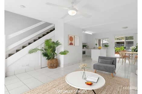 Property photo of 2/17 Margit Crescent Sunrise Beach QLD 4567