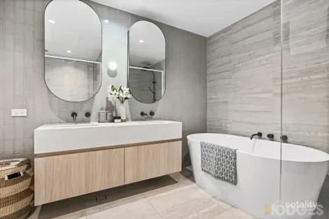 Property photo of 203/25 Small Street Hampton VIC 3188