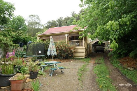 8 Lloyds Rd, Powelltown, VIC 3797