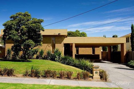 63 Glenview Rd, Strathmore, VIC 3041