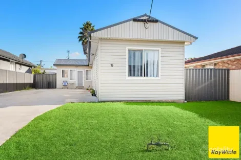 1/15 Moran Ave, Dapto, NSW 2530