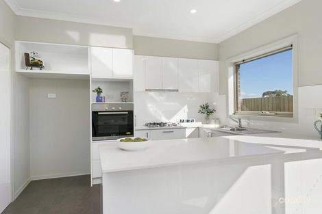 Property photo of 21 Tenbury Wells Avenue Drysdale VIC 3222