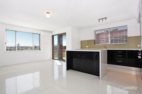 Property photo of 2/144 Teralba Road Adamstown NSW 2289