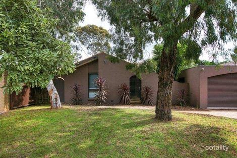 5 Calderwood Ave, Wheelers Hill, VIC 3150