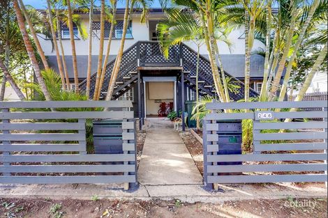 2/246 William St, Allenstown, QLD 4700