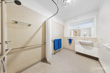 Property photo of 4/216 Forest Street Wendouree VIC 3355