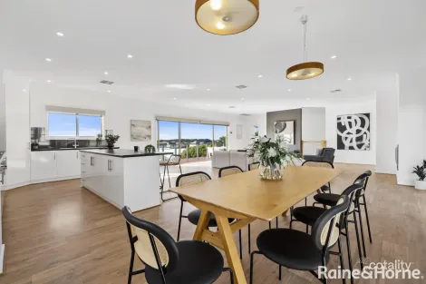 Property photo of 10 Hero Avenue Middleton SA 5213