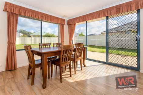 Property photo of 5 Lunar Rise McKail WA 6330