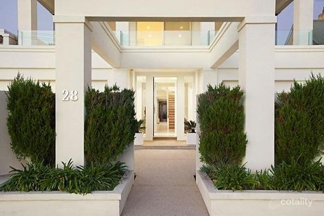 Property photo of 28 Beach Road Hampton VIC 3188