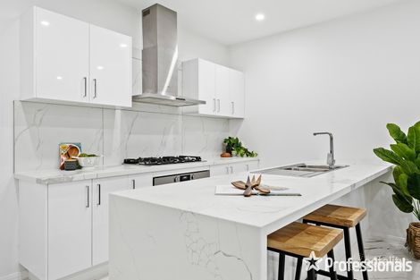 Property photo of 2/39 Liverpool Road Kilsyth VIC 3137
