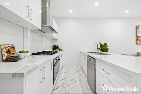 Property photo of 2/39 Liverpool Road Kilsyth VIC 3137