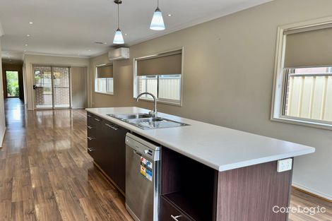 Property photo of 1/77 Hemsley Promenade Point Cook VIC 3030