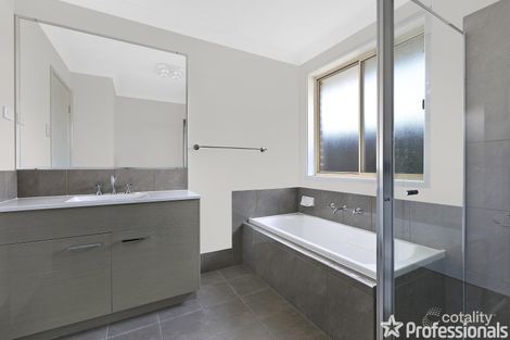 Property photo of 42 Raintree Terrace Wadalba NSW 2259
