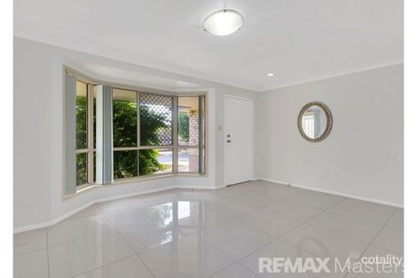 Property photo of 3 Ashton Way Forest Lake QLD 4078