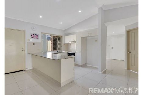 Property photo of 3 Ashton Way Forest Lake QLD 4078