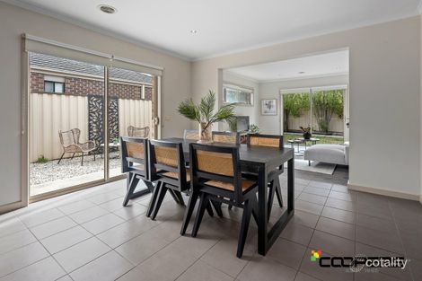 Property photo of 20 Maple Edge Way Brookfield VIC 3338