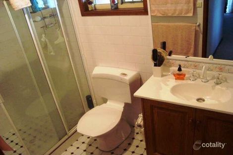 Property photo of 2 Cashel Close Mount Hutton NSW 2290