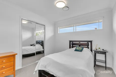 Property photo of 61 Finnegan Circuit Oxley QLD 4075
