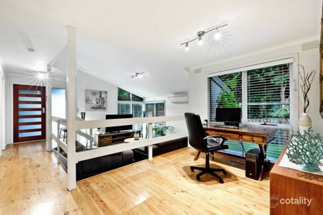 Property photo of 2 Roby Court Greensborough VIC 3088