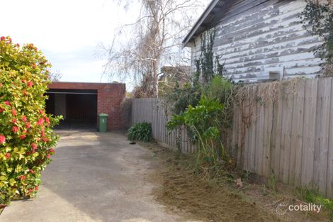 Property photo of 2/26 Doveton Avenue Eumemmerring VIC 3177