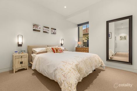 Property photo of 2/715 Malvern Road Toorak VIC 3142
