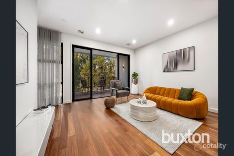 Property photo of 30 Stables Circuit Doncaster VIC 3108