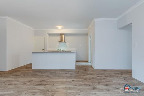 Property photo of 5 Warrina Place Armadale WA 6112