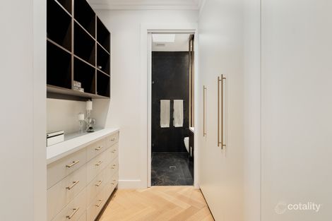 Property photo of 19 Sugarloaf Crescent Castlecrag NSW 2068