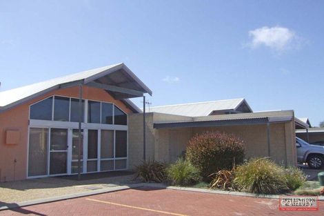 14/3 Dillon Cl, Collingwood Park, WA 6330