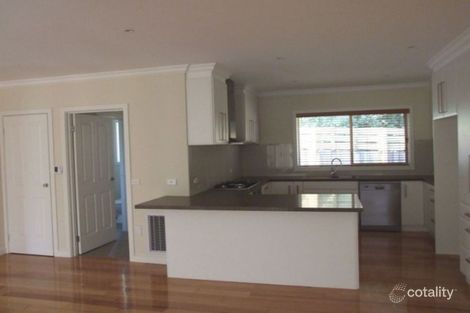 2/28 Rickards Ave, Knoxfield, VIC 3180