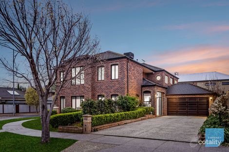 Property photo of 1 Cranwell Square Caroline Springs VIC 3023